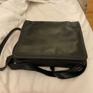 Never used Wilson leather brand black messenger bag.